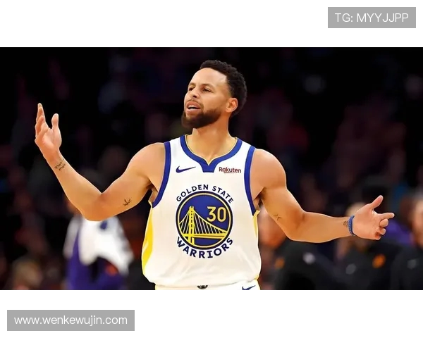 库里赞勇士阵容深度强大 对其他球队而言或许是巨大威胁 库里赞勇士阵容深度强大 对其他球队而言或许是巨大威胁