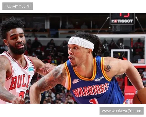 曼恩首节独得10分,半场6中5高效14分3板